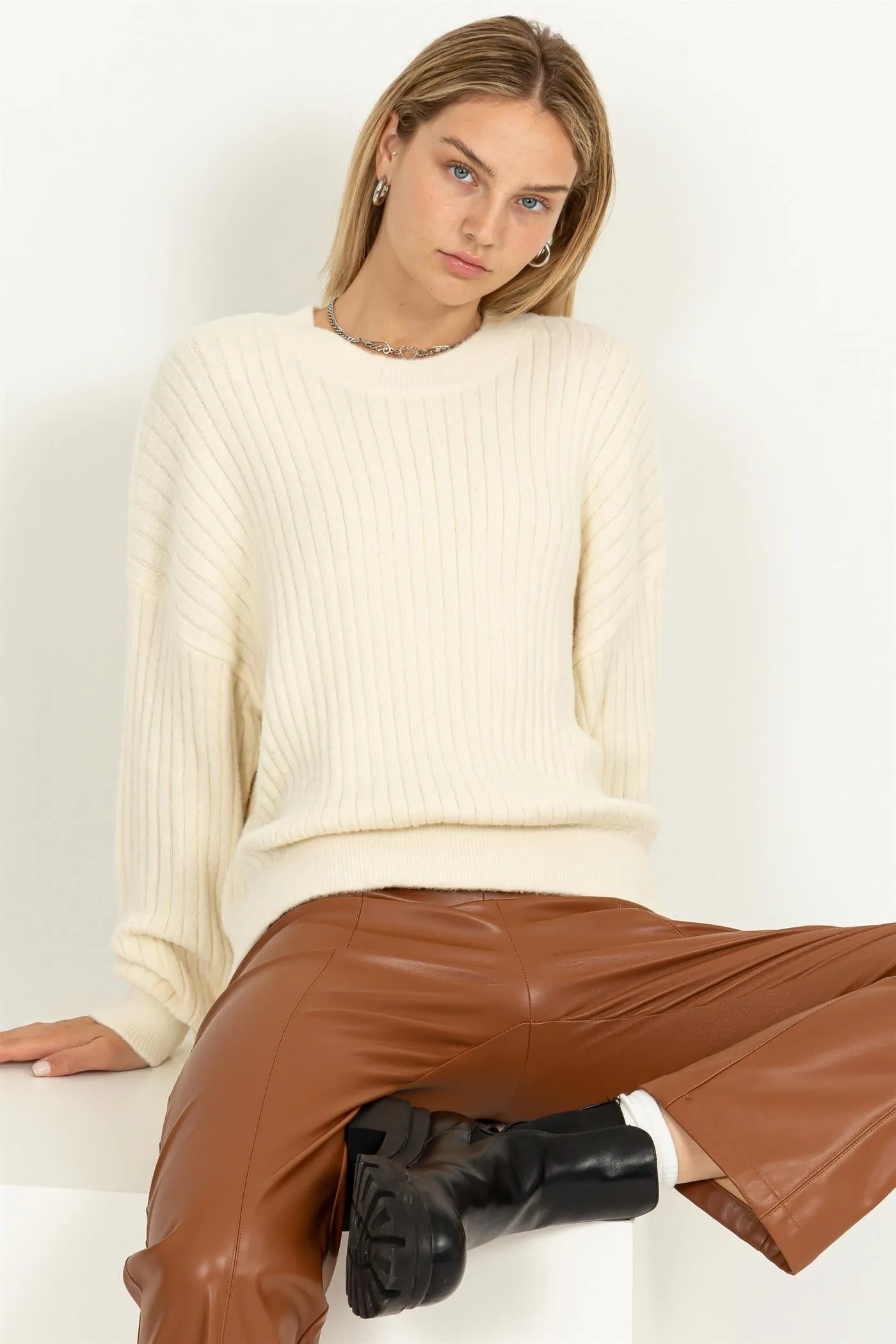 DZ23F783-Crew Neck Ribbed Sweater