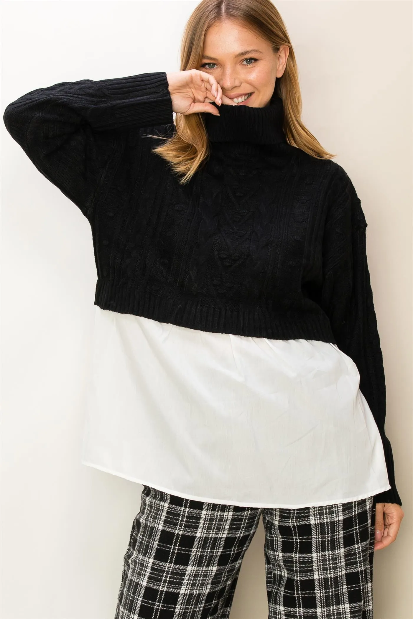 HF23F834-Mixed Media Cable Knit Turtleneck Top