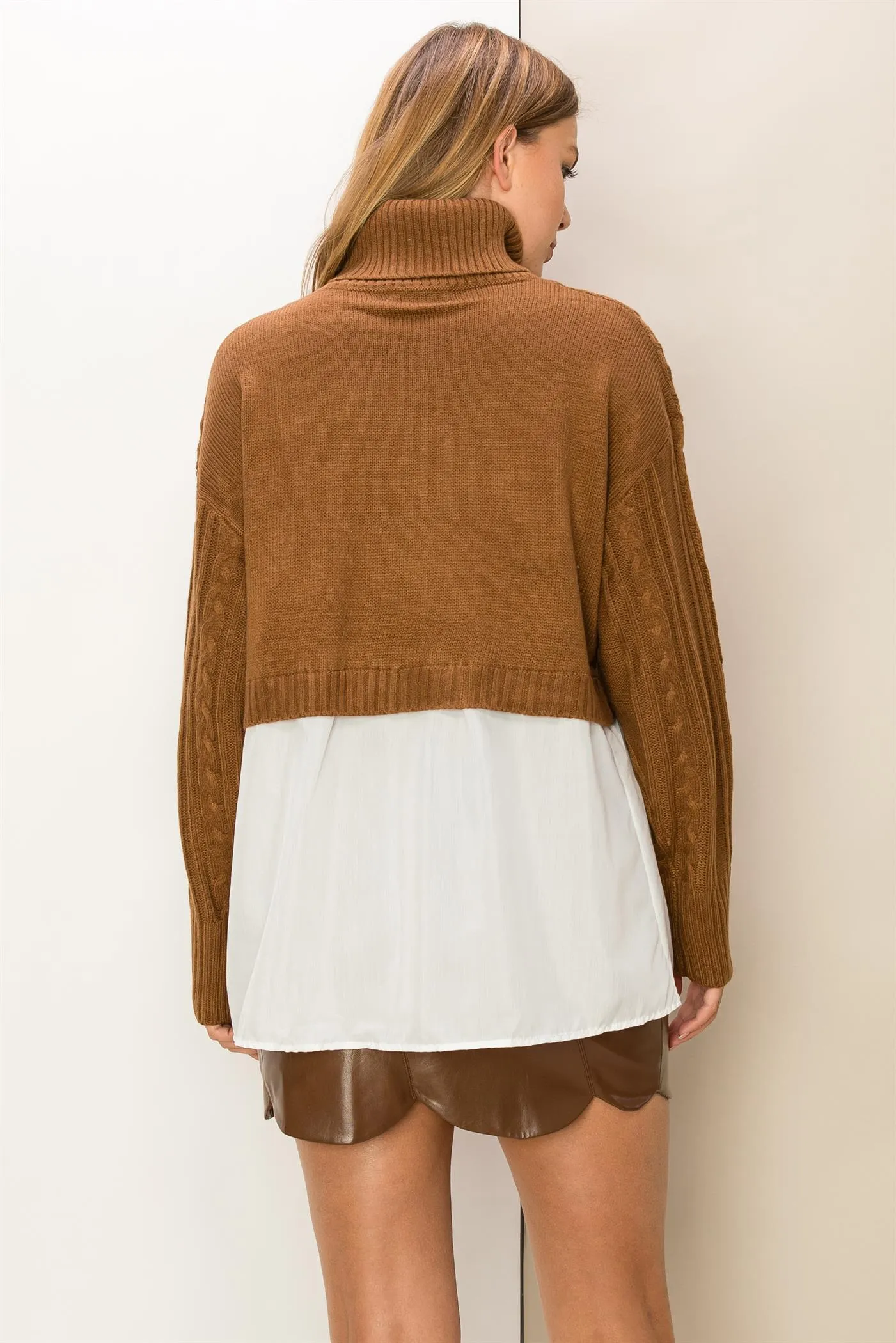 HF23F834-Mixed Media Cable Knit Turtleneck Top
