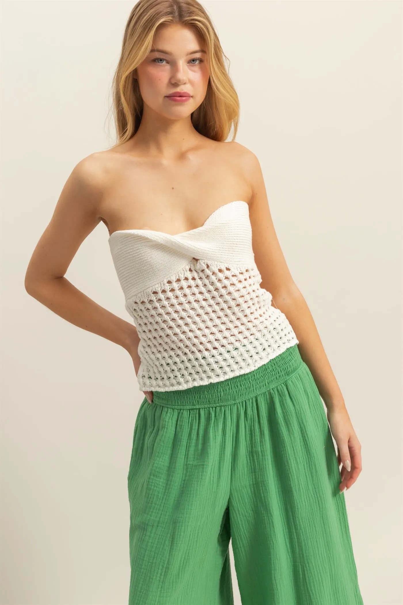HF25C888-Strapless Twisted Sweater Tube Top