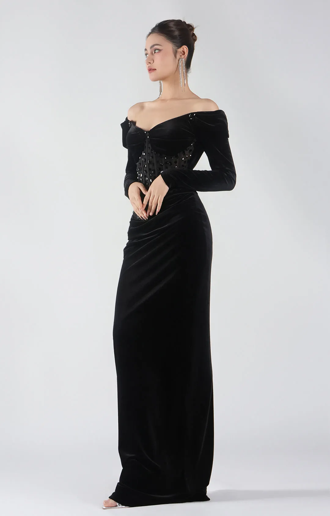 Off-Shoulder Long Bodice Sleeves Appliqued Dresses