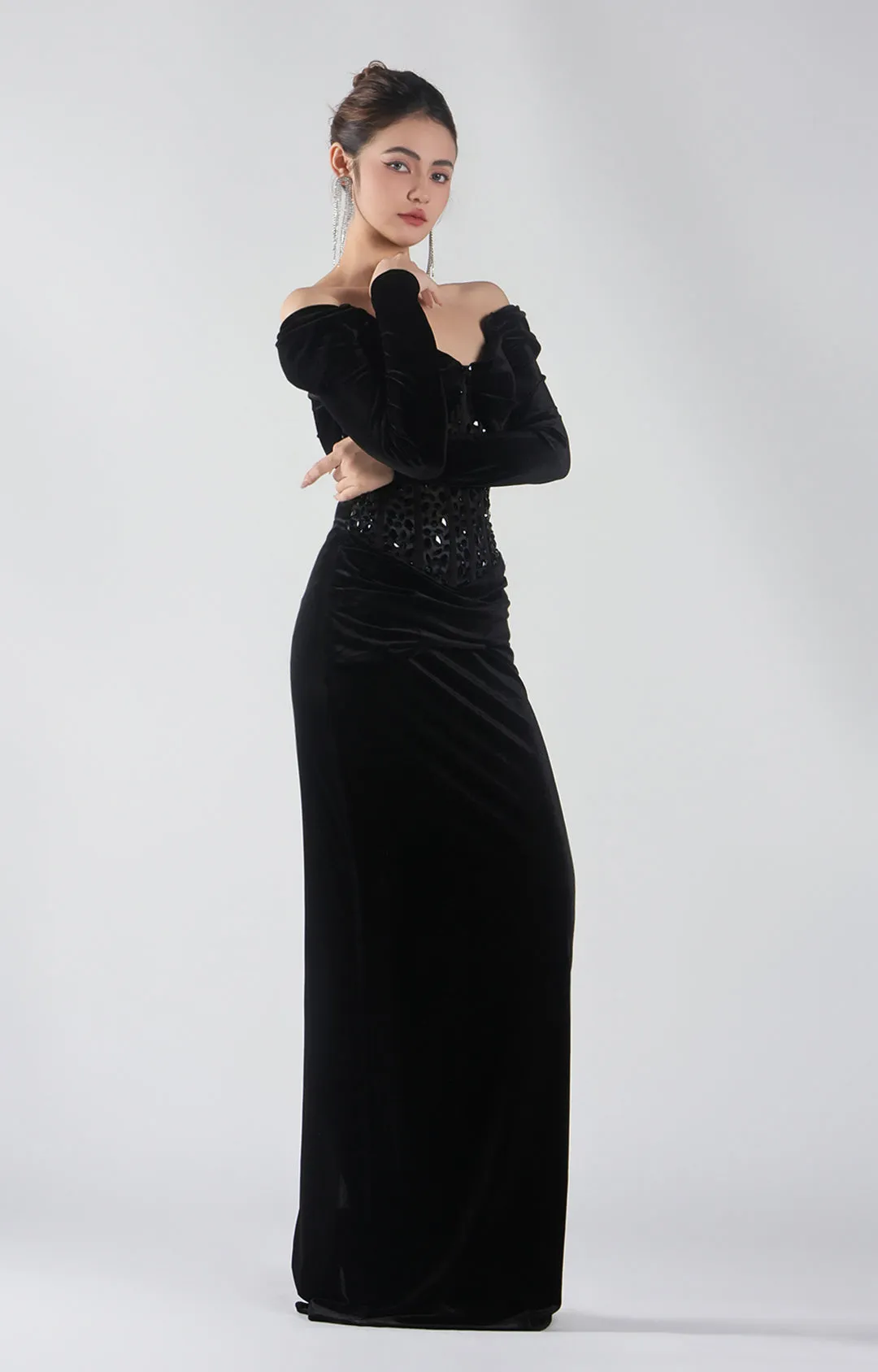 Off-Shoulder Long Bodice Sleeves Appliqued Dresses