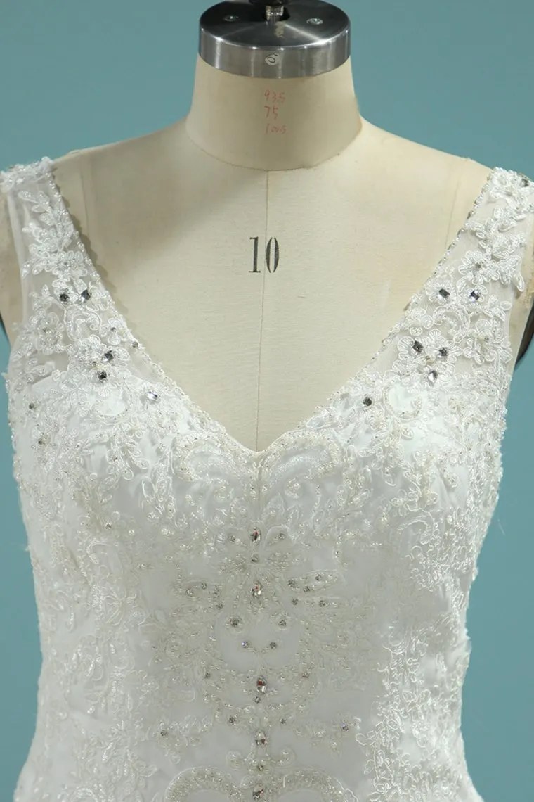 Romantic Wedding Dresses 2024 Mermaid/Trumpet V-Neck Court Train Beaded Tulle Open Back With Zipper