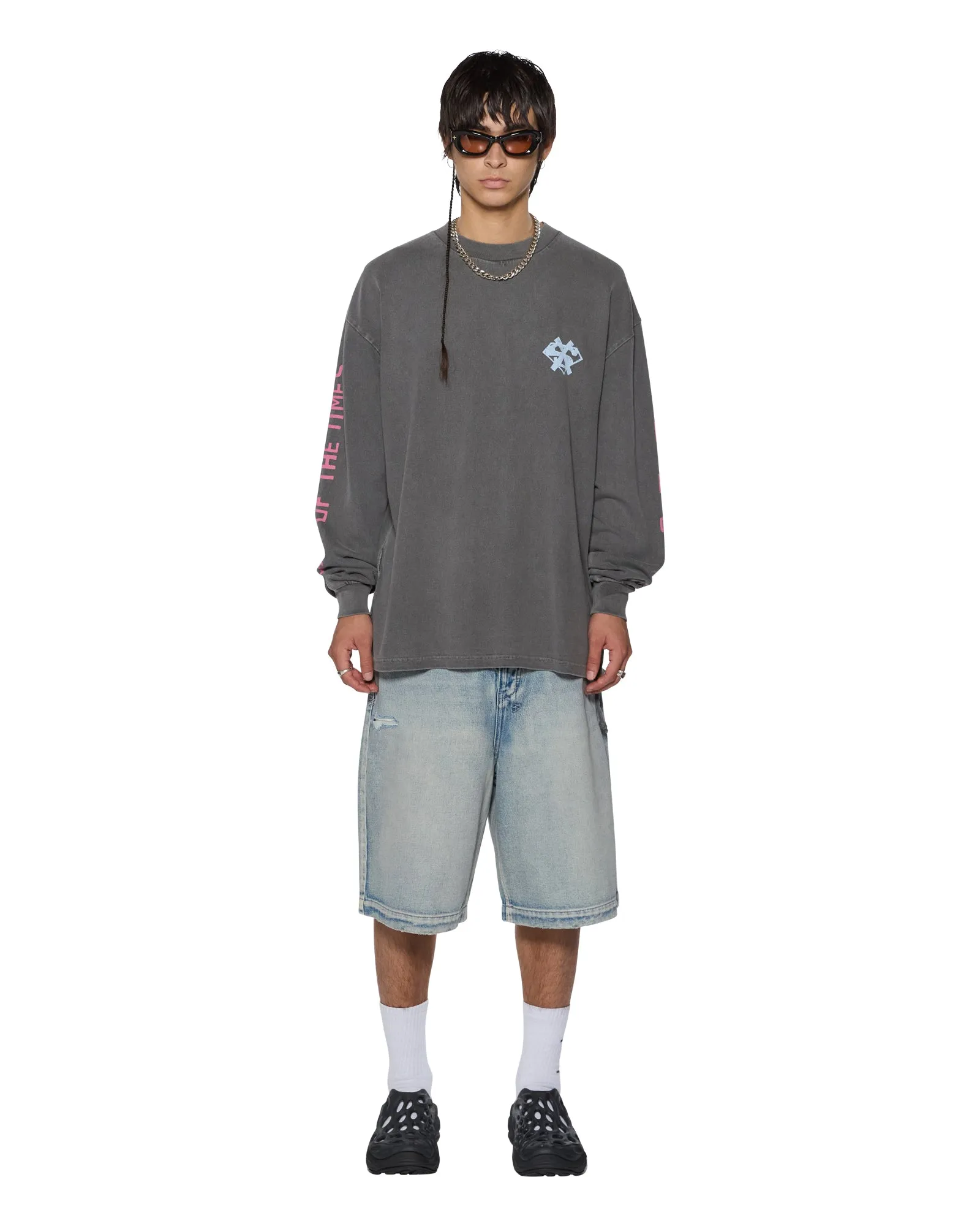 THE SIGN EKCESS LS TEE CHARCOAL