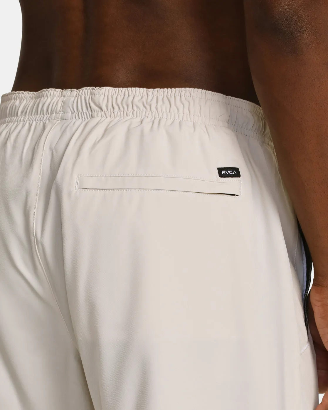 Yogger Stretch 17" Athletic Shorts - Oatmeal
