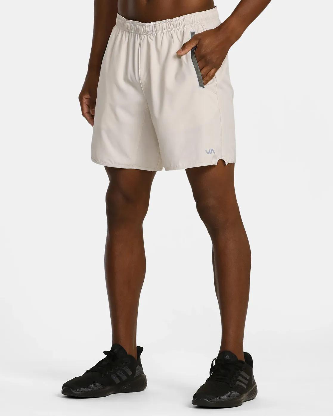 Yogger Stretch 17" Athletic Shorts - Oatmeal