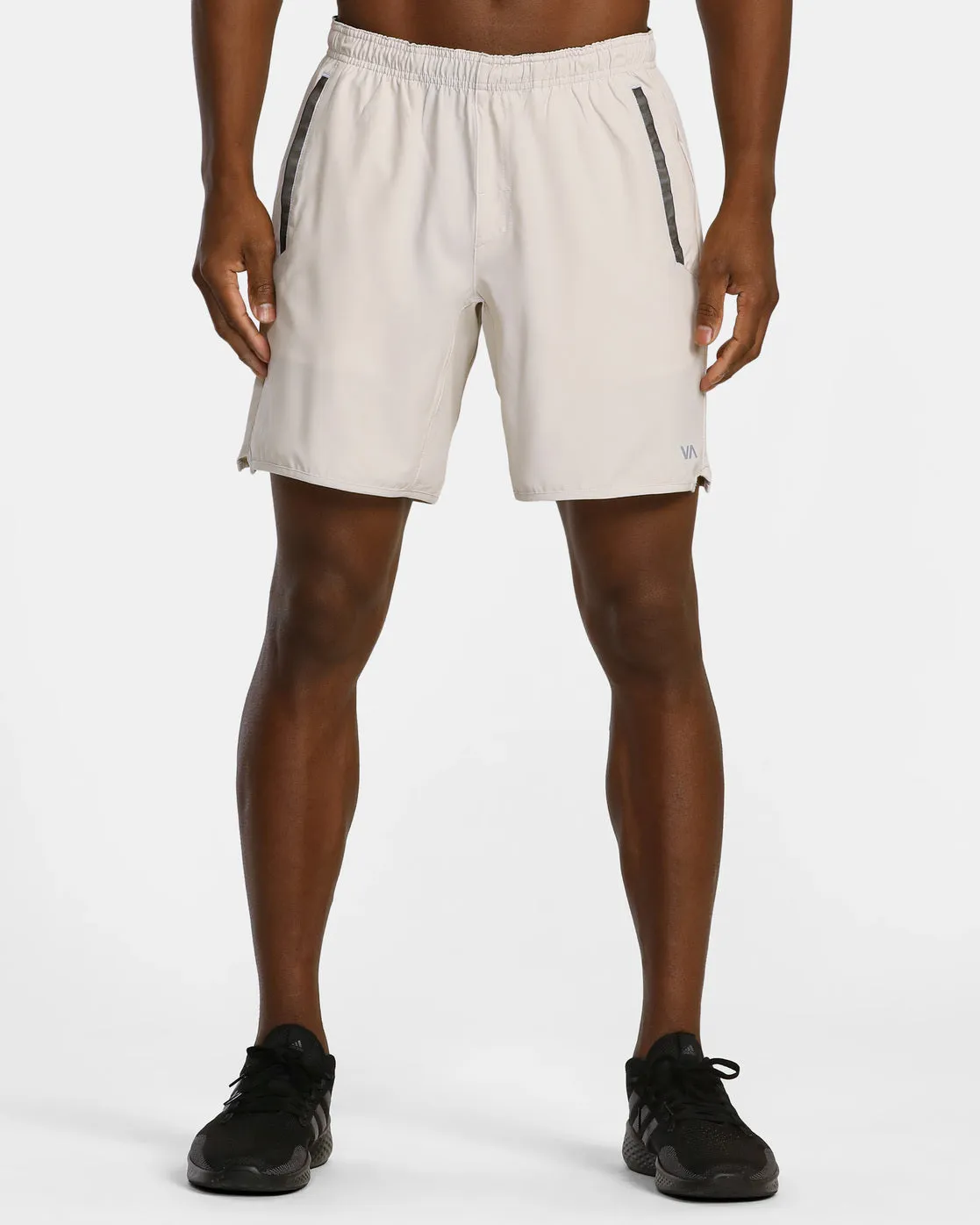 Yogger Stretch 17" Athletic Shorts - Oatmeal